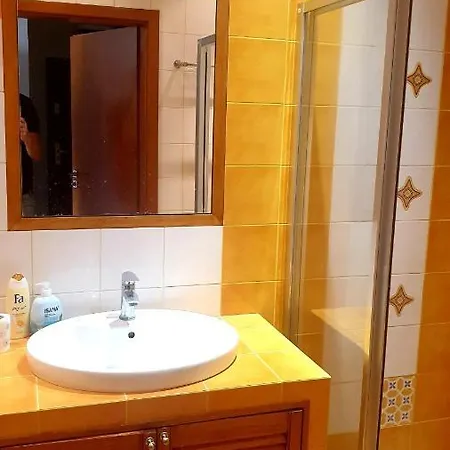 Apartament Karkonoska Z Garazem Wrocław Eksteriør bilde